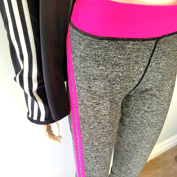 Infinite Energy Women's Cropped Leggings Size M - Picture 2 of 10